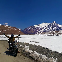 Bike Ride from Manali to Leh Ladakh via Zing Zing Bar
